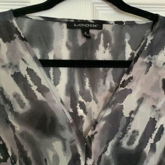 Logix gray & black printed sleeveless empire waist beach coverup size small - Picture 6 of 13